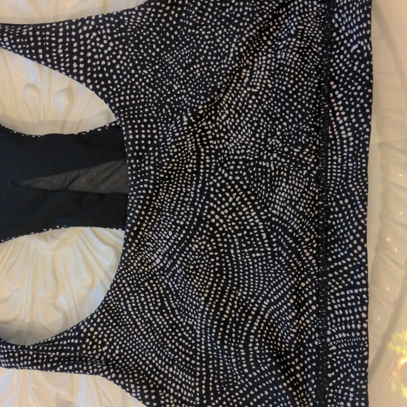Lululemon Black and White Women's Sports Bra Small - Picture 6 of 10